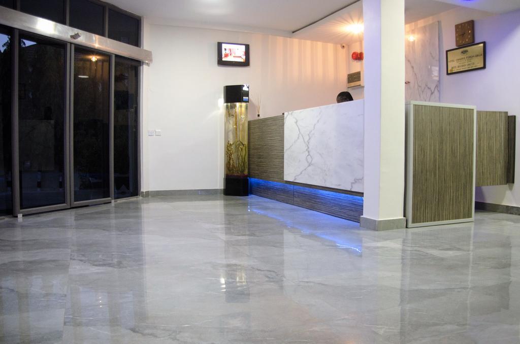 Hotel Rosebud Abuja Buitenkant foto