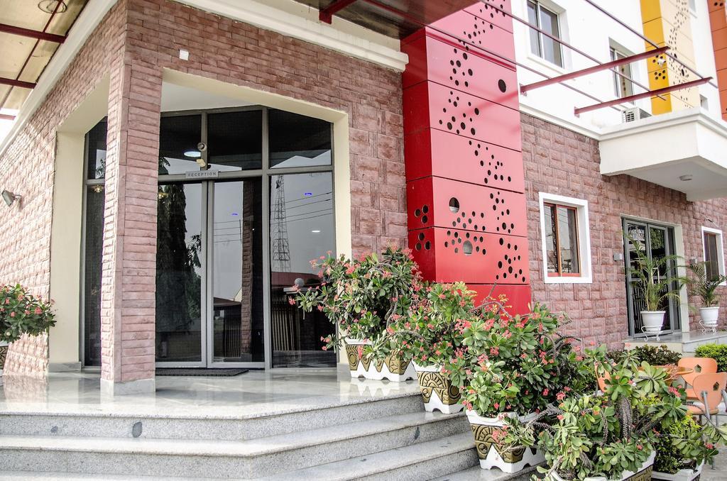 Hotel Rosebud Abuja Buitenkant foto
