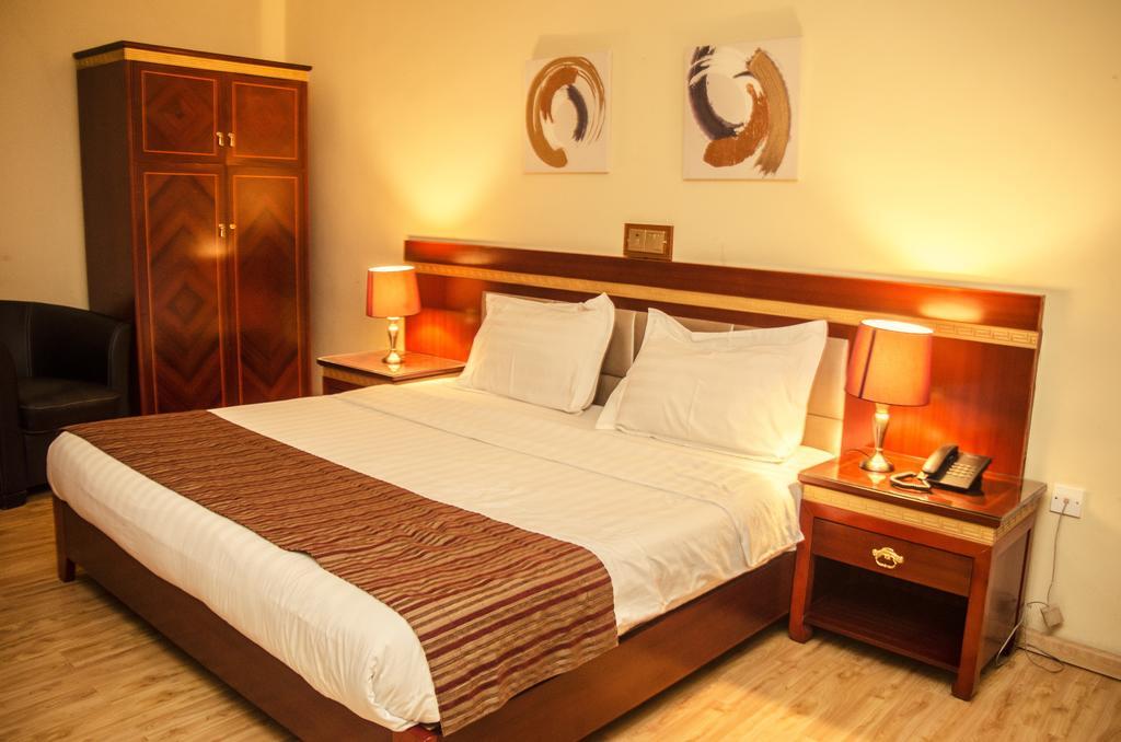 Hotel Rosebud Abuja Buitenkant foto