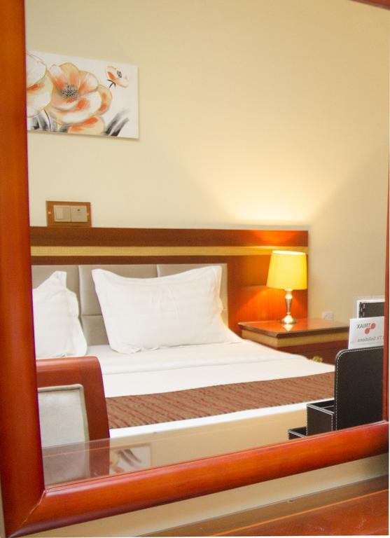 Hotel Rosebud Abuja Buitenkant foto