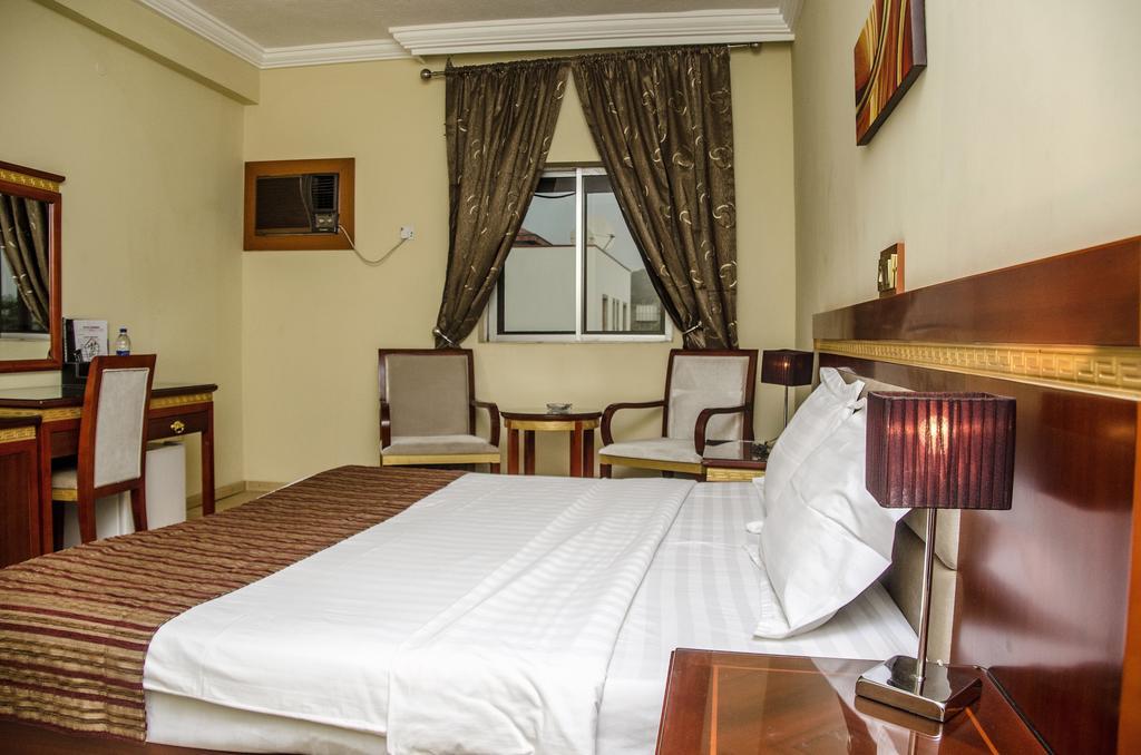 Hotel Rosebud Abuja Buitenkant foto