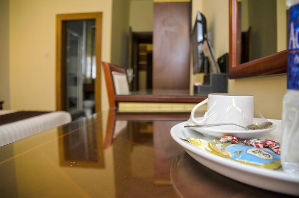 Hotel Rosebud Abuja Buitenkant foto
