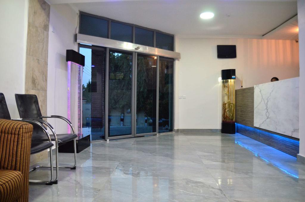 Hotel Rosebud Abuja Buitenkant foto