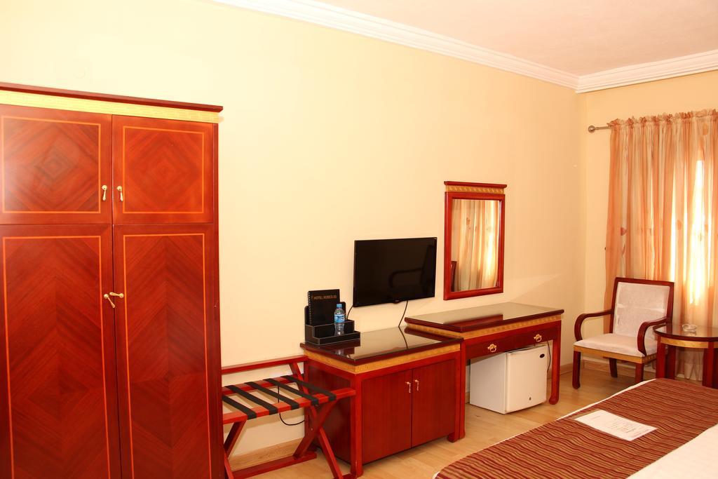 Hotel Rosebud Abuja Buitenkant foto