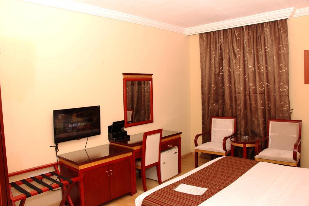 Hotel Rosebud Abuja Buitenkant foto