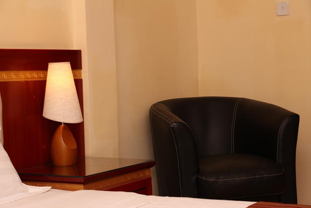 Hotel Rosebud Abuja Buitenkant foto